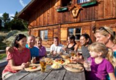 Huette Wanden sommer Christian Forcher (5)